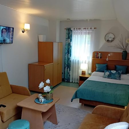 Malgorzatka Hotel Krynica Morska Bagian luar foto