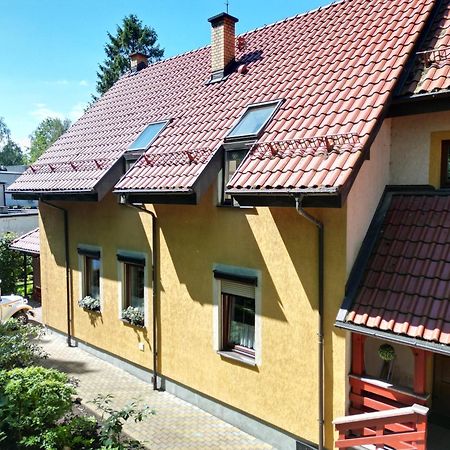 Malgorzatka Hotel Krynica Morska Bagian luar foto